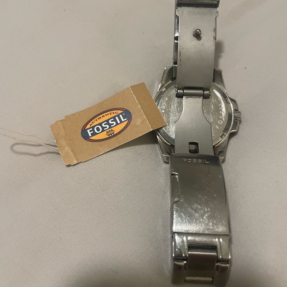 Fossil Women's Silver Watch with Pink Dial and Crystal Accents - Picture 6 of 7